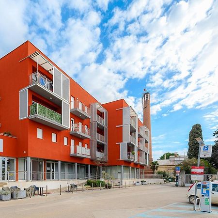 Apartment Ares 13 In Umag Center エクステリア 写真