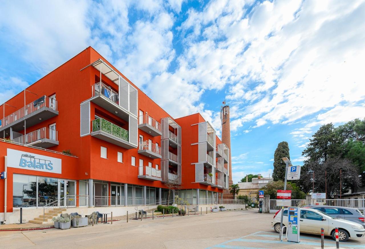 Apartment Ares 13 In Umag Center エクステリア 写真